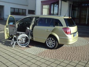 EDAG Rollstuhlladehilfen