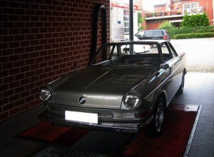 Der BMW 700 in der Klassikerwerkstatt in Paderborn